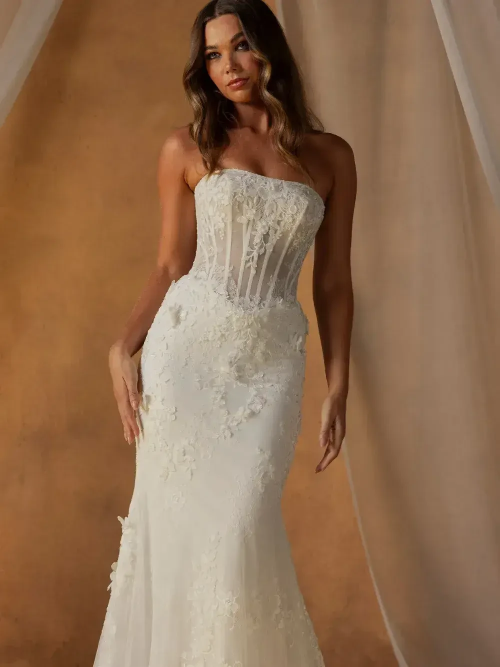 Visit Best Bridal Shops in Canoga Park for Wedding Dresses details page